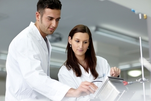 Data integrity from lab to process with consistent analysis technology