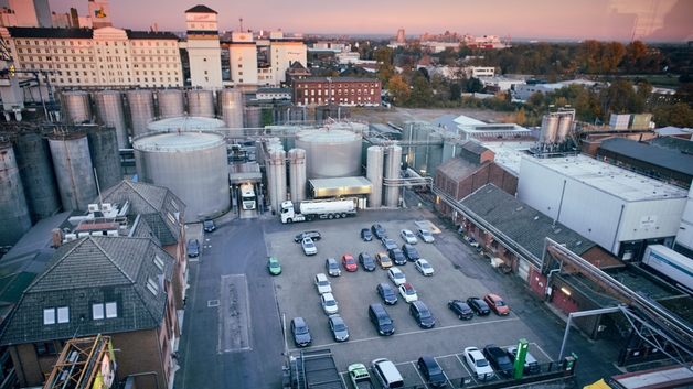 Edible oil refinery plant