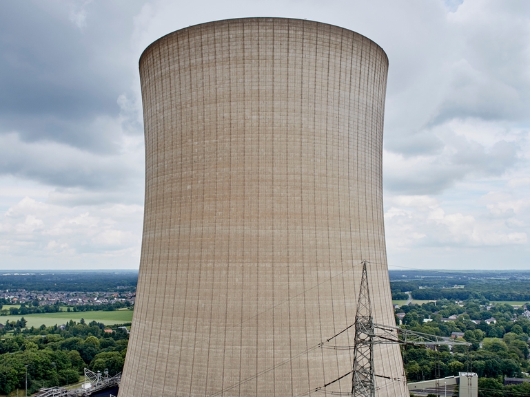 Reliable pH measurement in cooling towers A cooling tower