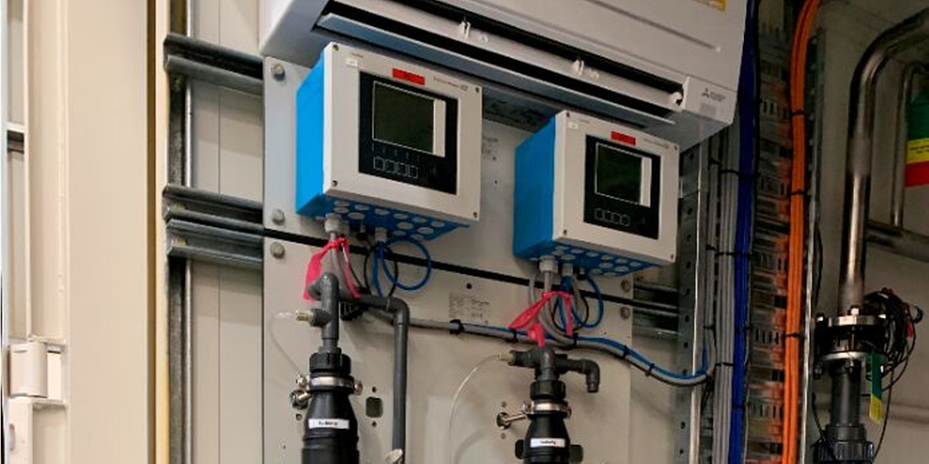 Osmoflo provides a desalination plant to treat high salinity water Conductivity sensors and flow assemblies