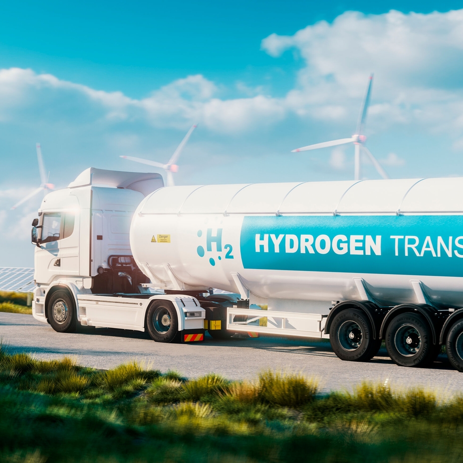 Truck transporting hydrogen